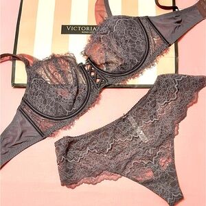 CLEARANCE Victoria Secret Bra and Panty set. New 36DD with XL